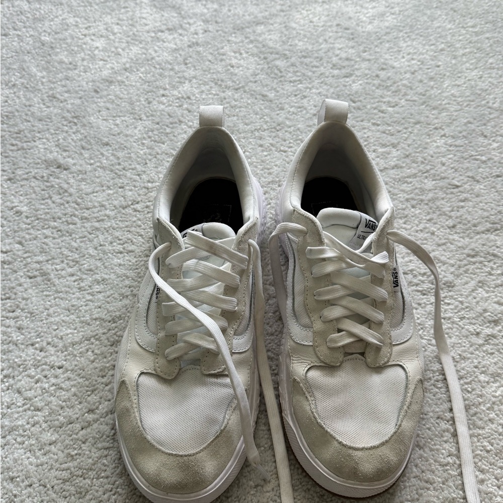Vans Men's Classic White Sneakers
